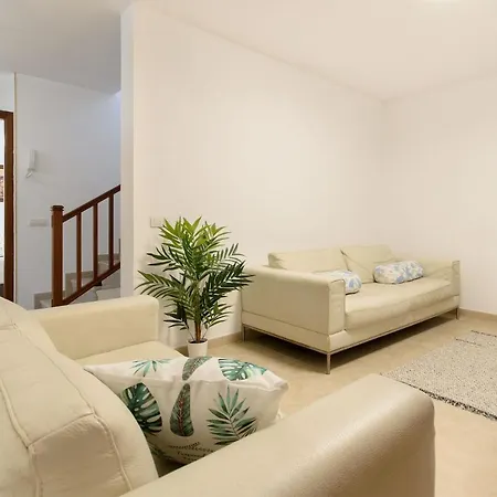 La Marina 25 度假居 阿列塔